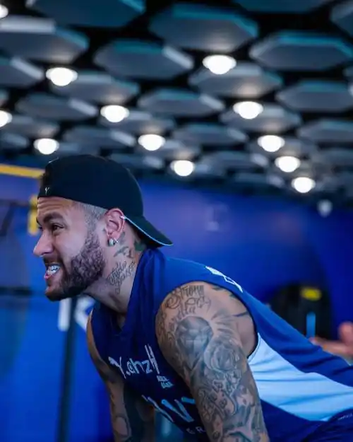 西蒙尼与马 西蒙尼与马